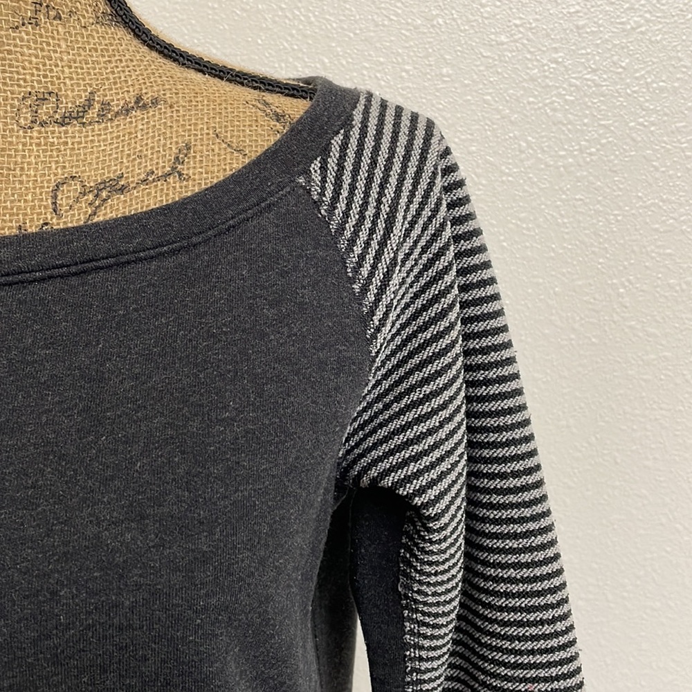 nike dri-fit basic pullover - Picture 2 of 8